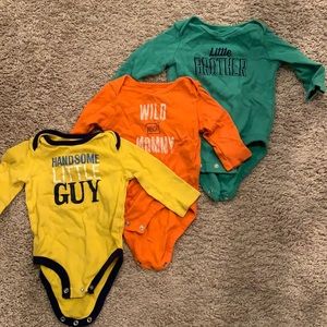 Carters long sleeve bodysuit, assorted colors, size 6 months